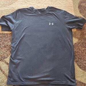 Men's Under Armour T-Shirt, Size Small